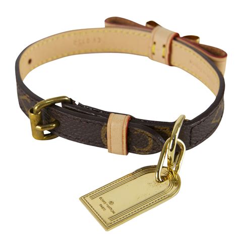 louis vuitton necklace dog tag|louis vuitton dog collar leash.